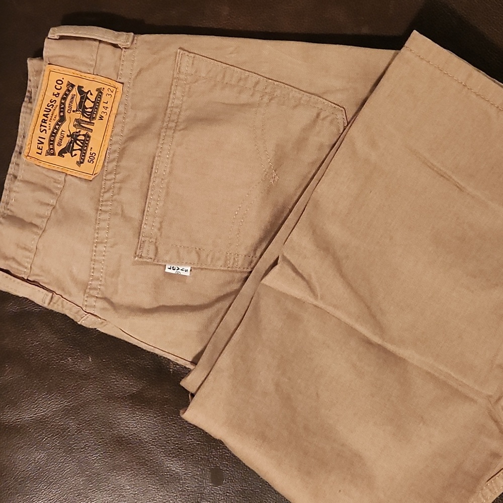 Mens Khaki Levis 505